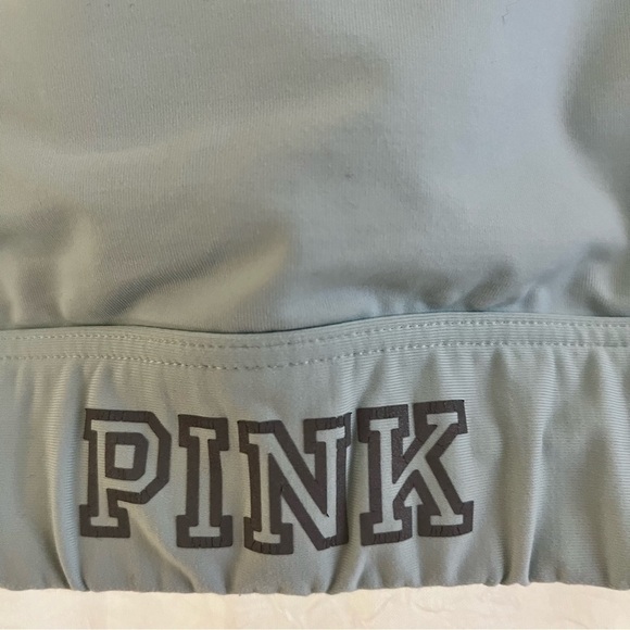 PINK Victoria’s Secret Ultimate lightly lined. Light green Sports Bra Size Small - Picture 9 of 10